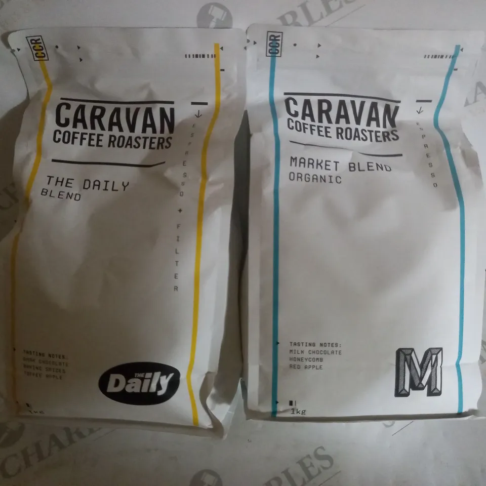 BOX OF 2 ASSORTED CARAVAN COFFEE ROASTERS PRODUCTS TO INCLUDE THE DAILY BLEND 1KG & MARKET BLEND ORGANIC 1KG
