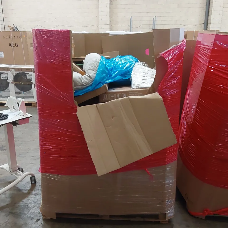 PALLET OF ASSORTED HOUSEHOLD ITEMS AND CONSUMER PRODUCTS TO INCLUDE; OFFICE CHAIR, SCOOTER, RETRACTABLE BABY GATE, INSECT KILLER, BOXED FURNITURE ETC 