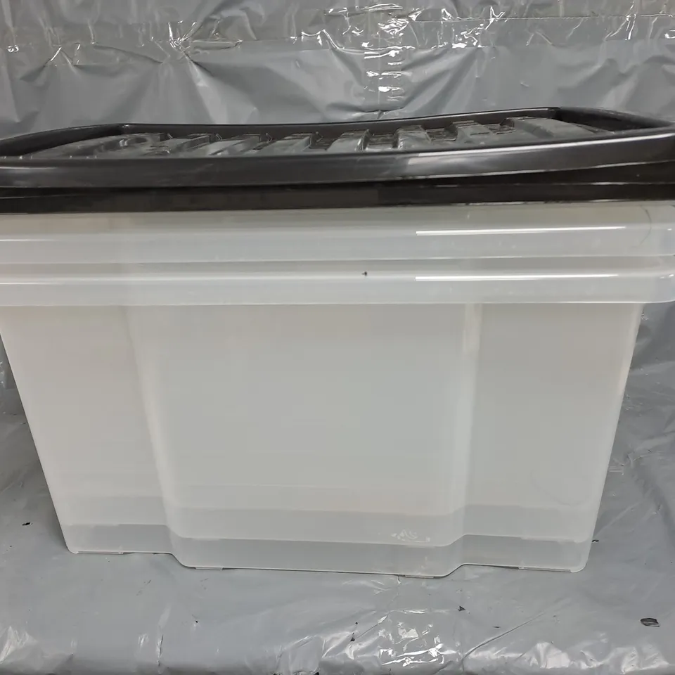 TML SET OF 3 PLASTIC STORAGE TUBS WITH BLACK LIDS