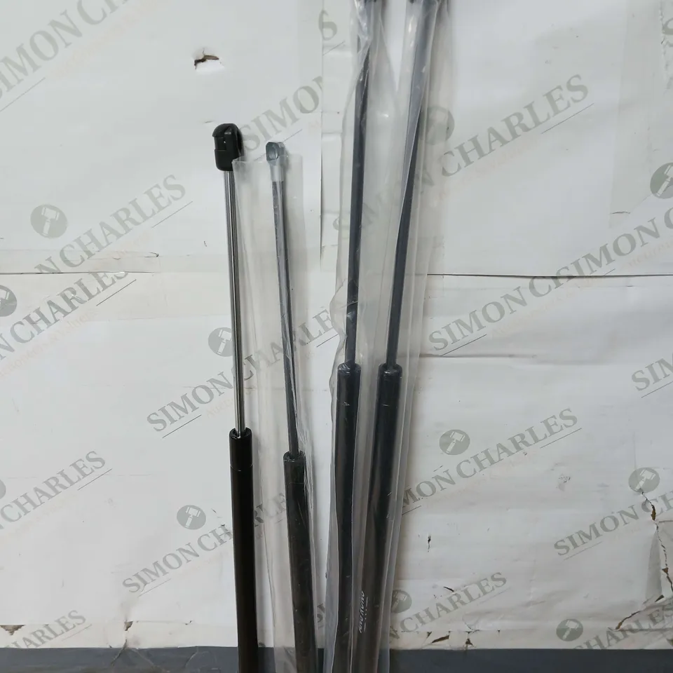 2 SETS OF 2 BOOT STRUTS 