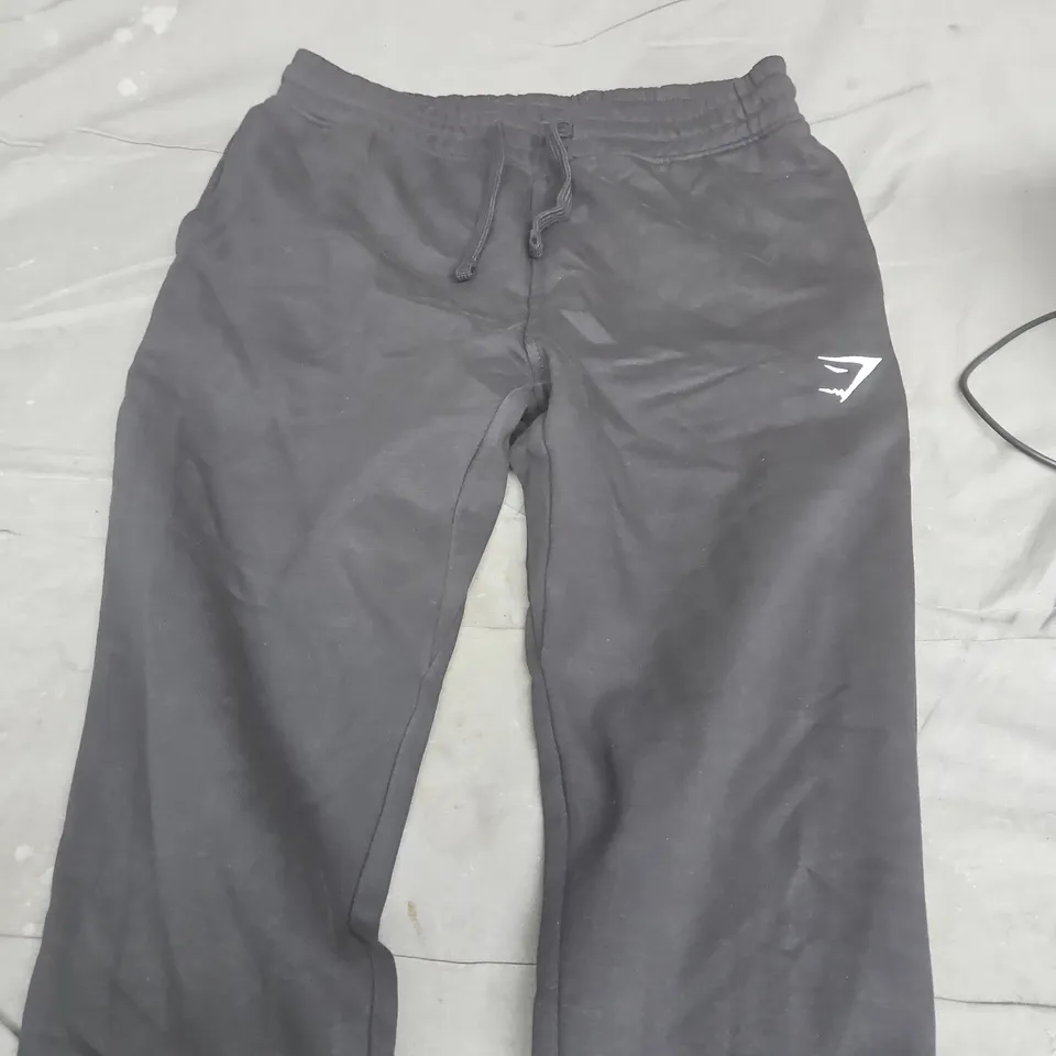 GYMSHARK TRACK PANTS - BLACK - SIZE S
