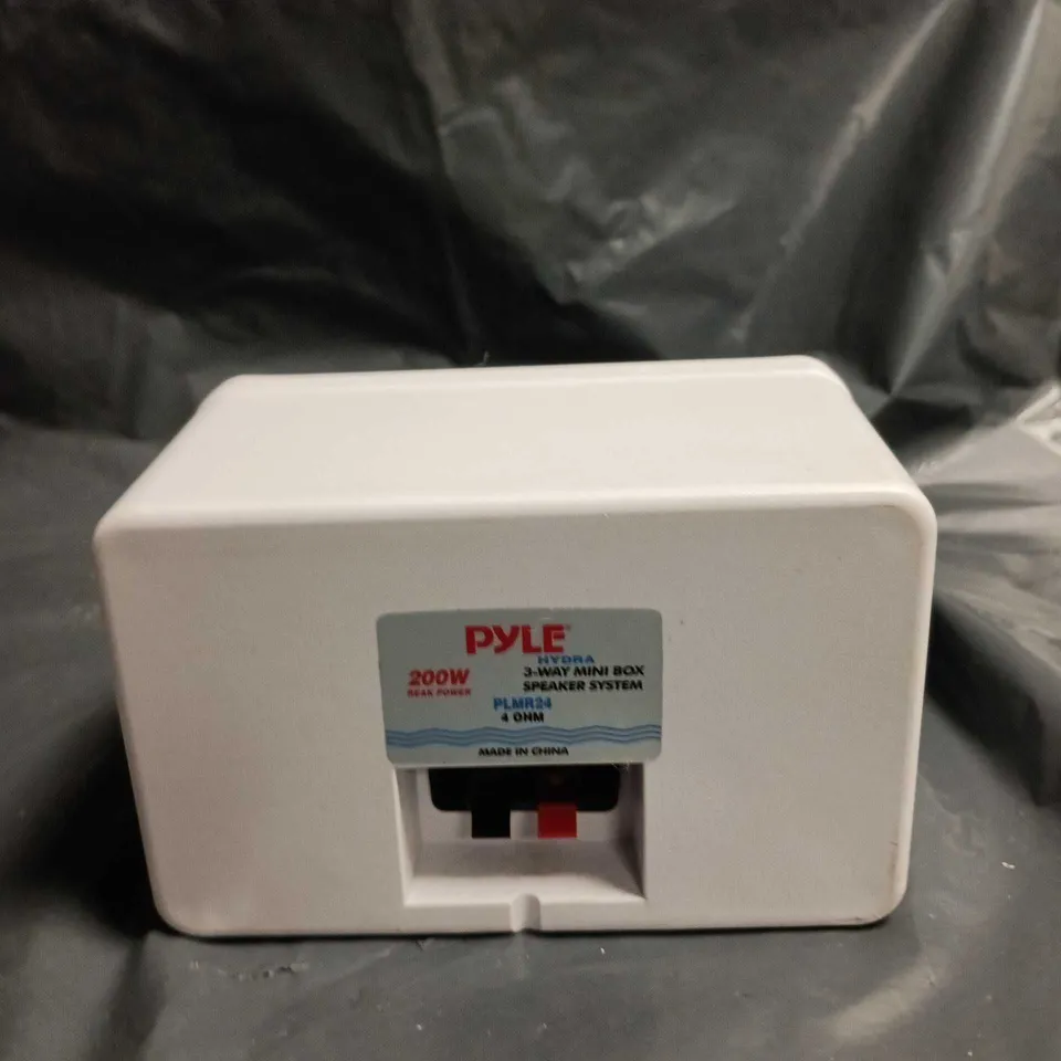 PYLE PLMR24 3-WAY MINI BOX SPEAKER SYSTEM – WHITE