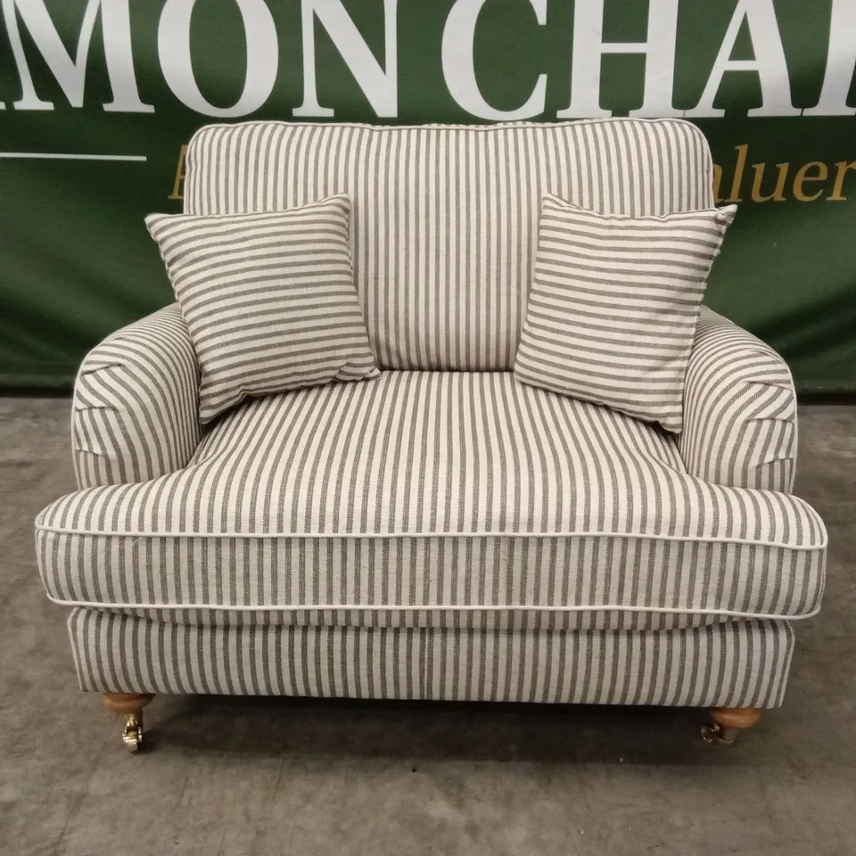 BAY STRIPE SNUGGLE CHAIR RRP £849