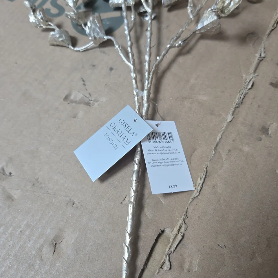 BOX OF APPROXIMATELY 11 X GISELA GRAHAM SILVER FLOWER DECORATIONS 