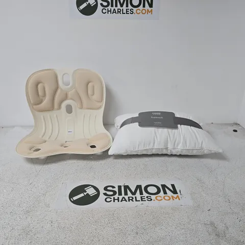 BOX OF APPROXIMATELY 12 ASSORTED ITEMS TO INCLUDE COZEE HOME SUPERSOFT CUSHION, BODIFLX ETC