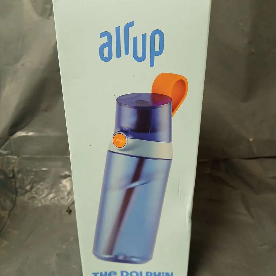 BOXED AND SEALED AIR UP THE DOLPHIN BOTTLE MINI SIPPER (600ml)