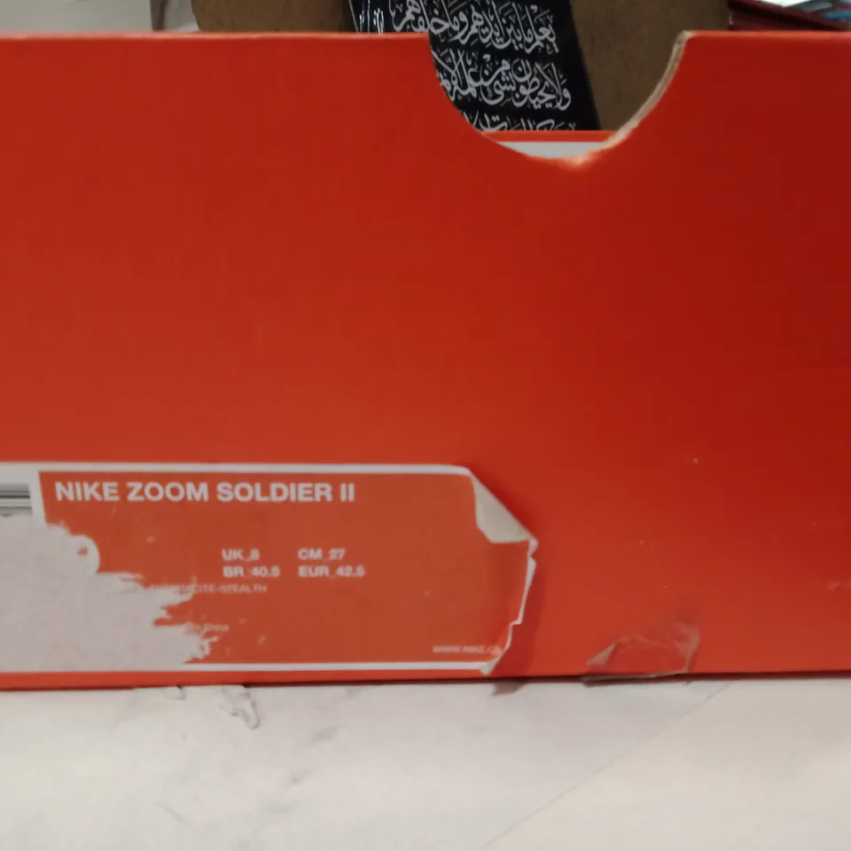 BOXED NIKE ZOOM SOLDIER II – UK 8 (EU 42.5)