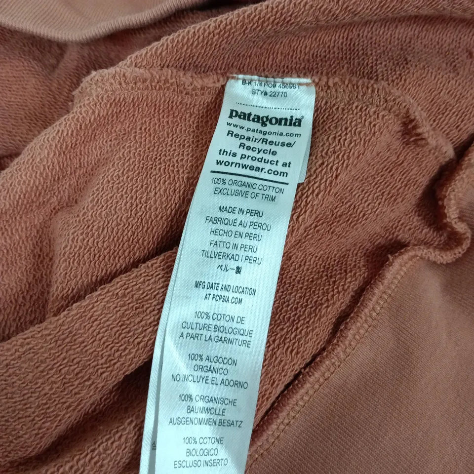 PATAGONIA COTTON HOODIE IN PALE ORANGE - M