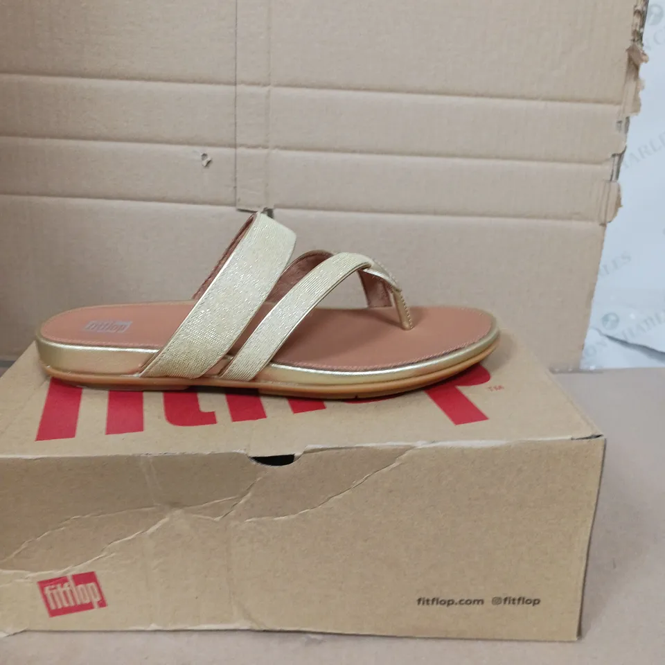 FITFLOP GRACIE THONG SANDALS GOLD SIZE 5