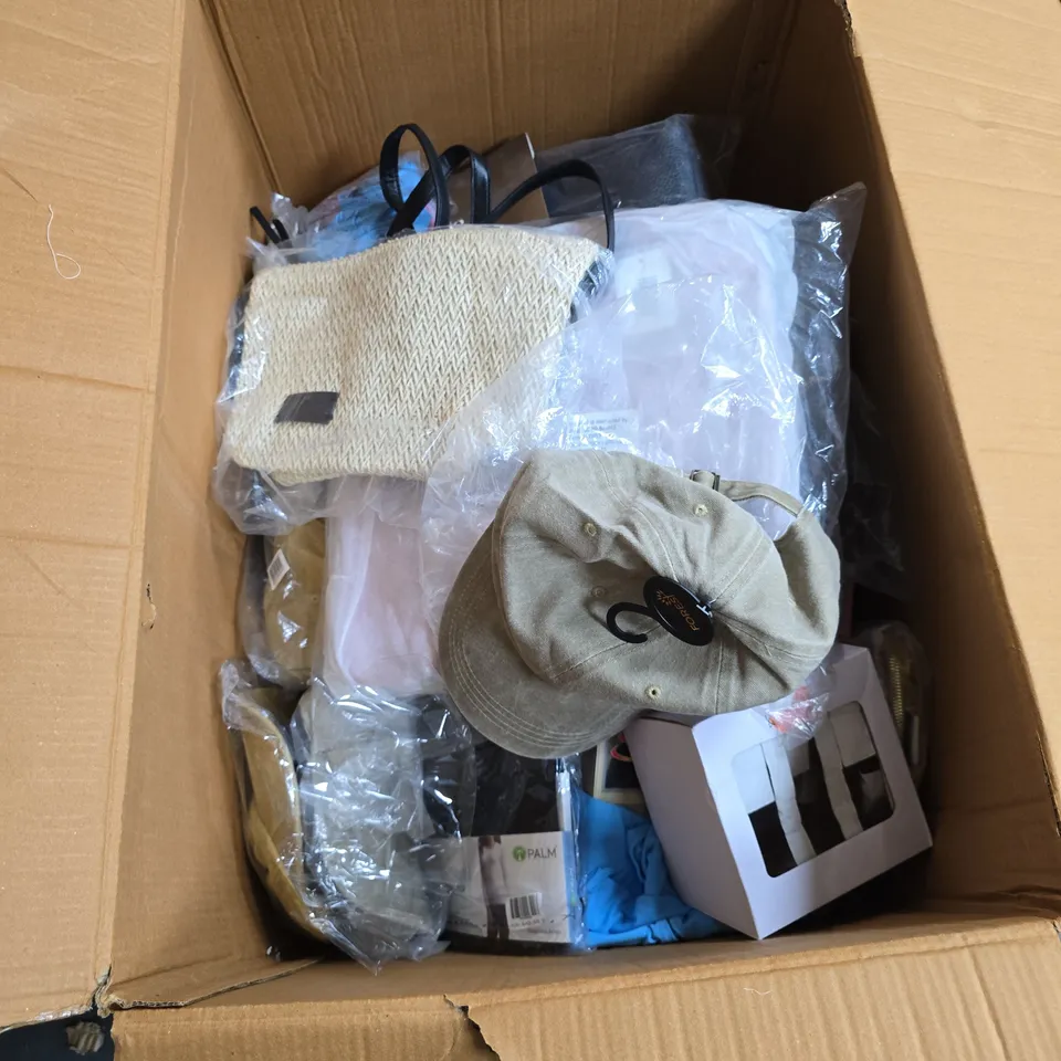 BOX OF APPROXIMATELY 20 ASSORTED ITEMS INCLUDING SOLIS OVER SHOULDER BAG AND FOREST BASEBALL CAP 
