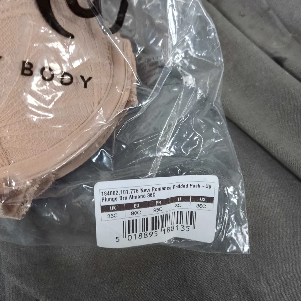 POUR MOI NEW ROMANCE PADDED PUSH-UP PLUNGE BRA - ALMOND, 36C
