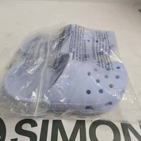 PAIR OF CLASSIC CLOG CROCS - SIZE M5.W7