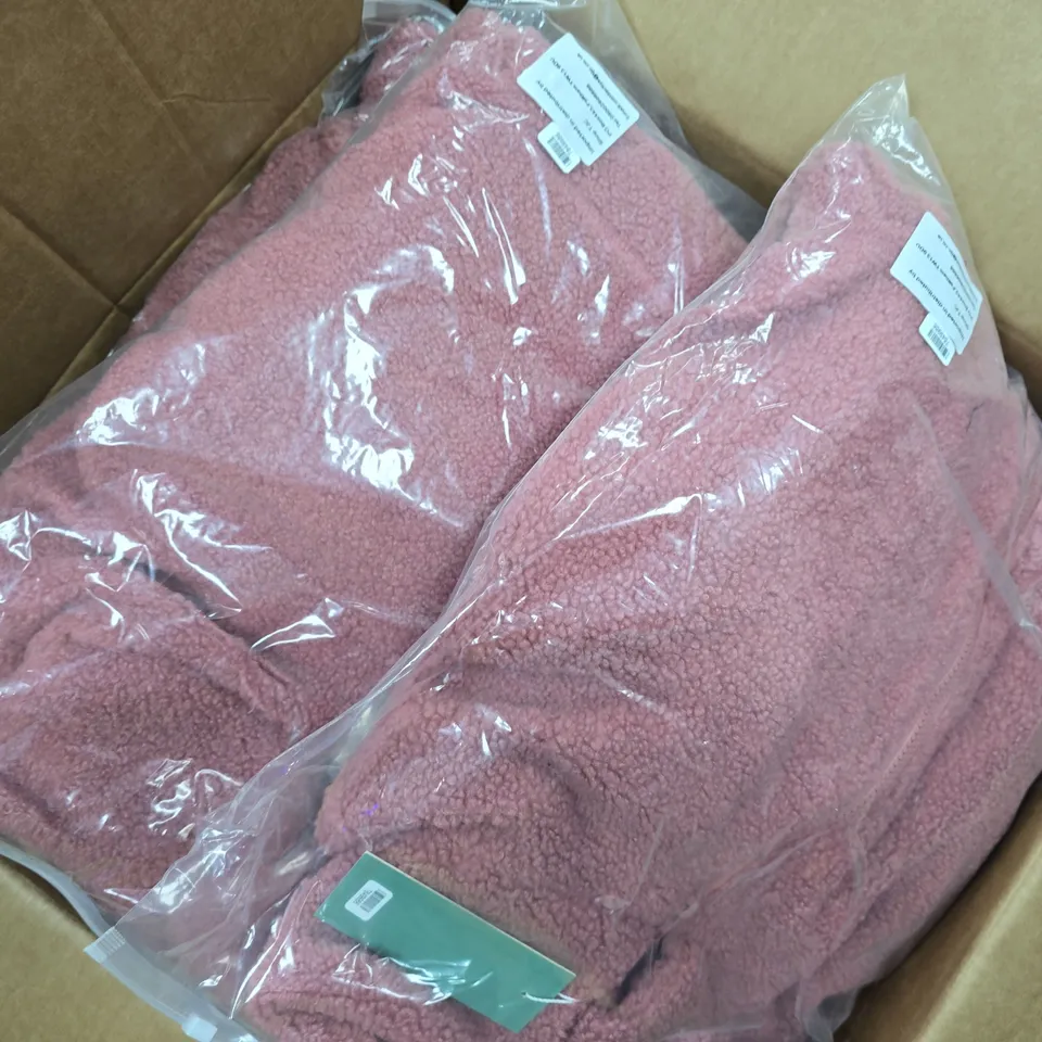 APPROXIMATELY 14 LA MAREY LADIES PLUSH JACKETS IN PINK - MEDIUM