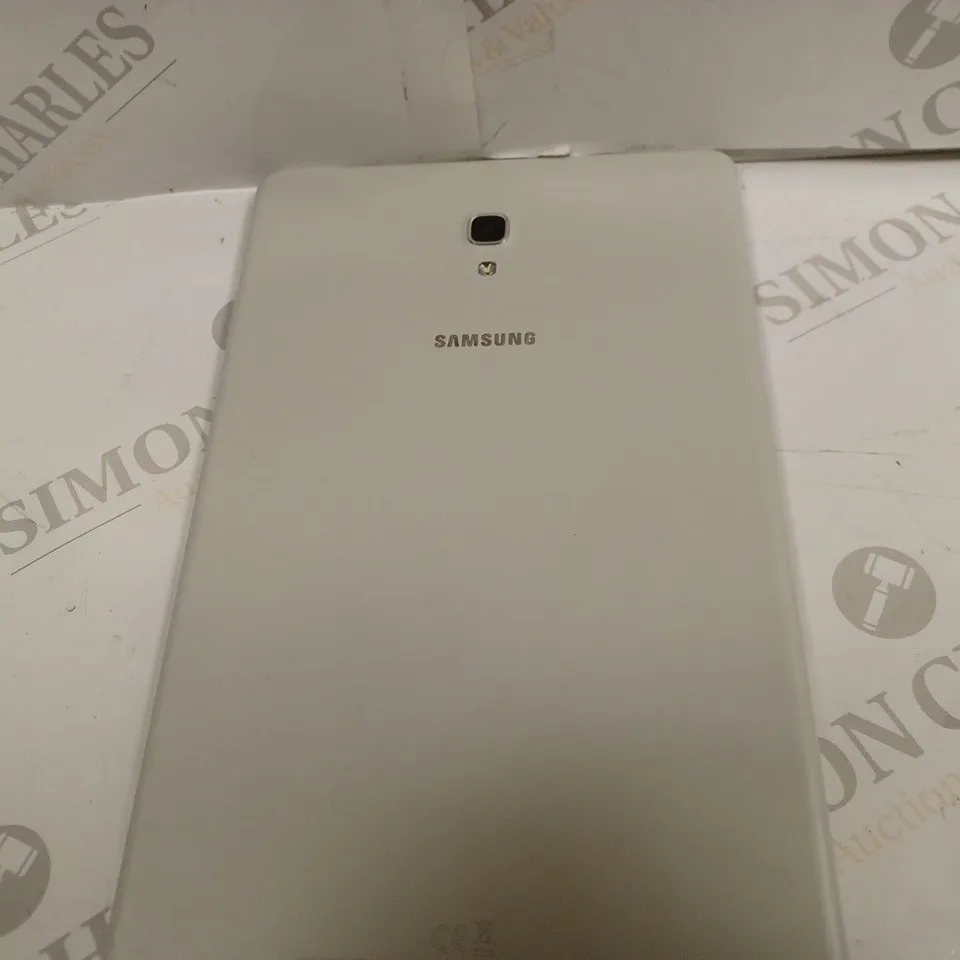SAMSUNG GALAXY TAB