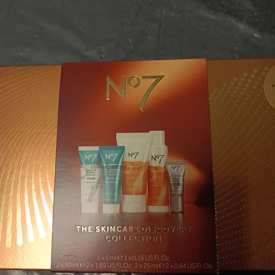 NO7 THE SKINCARE DISCOVERY COLLECTION – GIFT SET (BOXED)