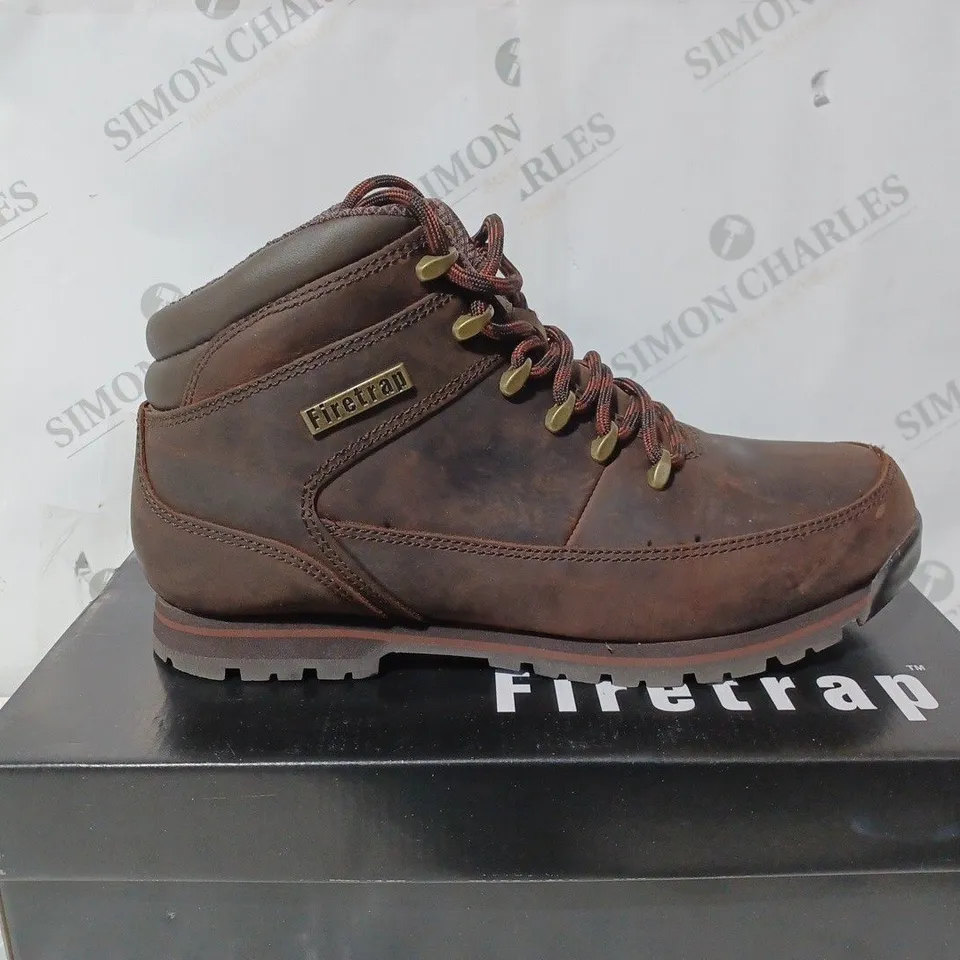 BOXED FIRE TRAP MENS RHINO BOOTS - SIZE 10