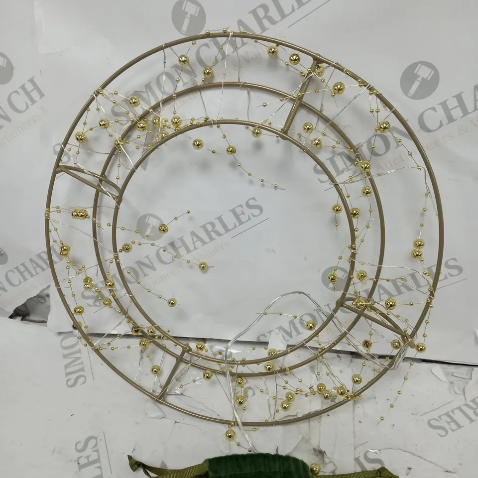 Sara Davies Gold Pre-Lit Beaded Wreath