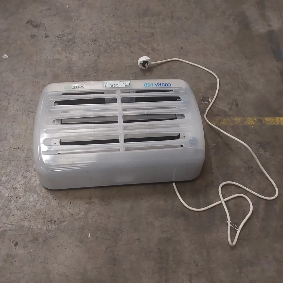 COBRA LED COMMERCIAL ELECTRIC FLY KILLER