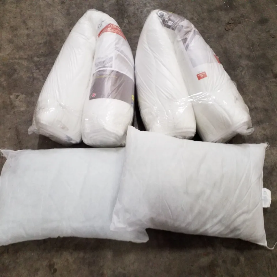 PALLET CONTAINING ASSORTED PILLOWS &MATTRESS PROTECTORS