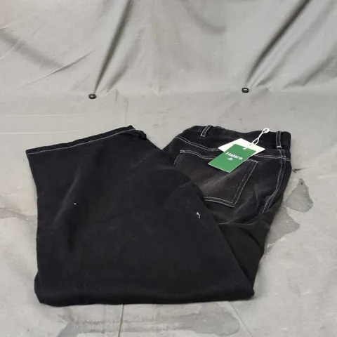 HALARA BLACK DENIM JEANS – WOMEN'S, SIZE L 