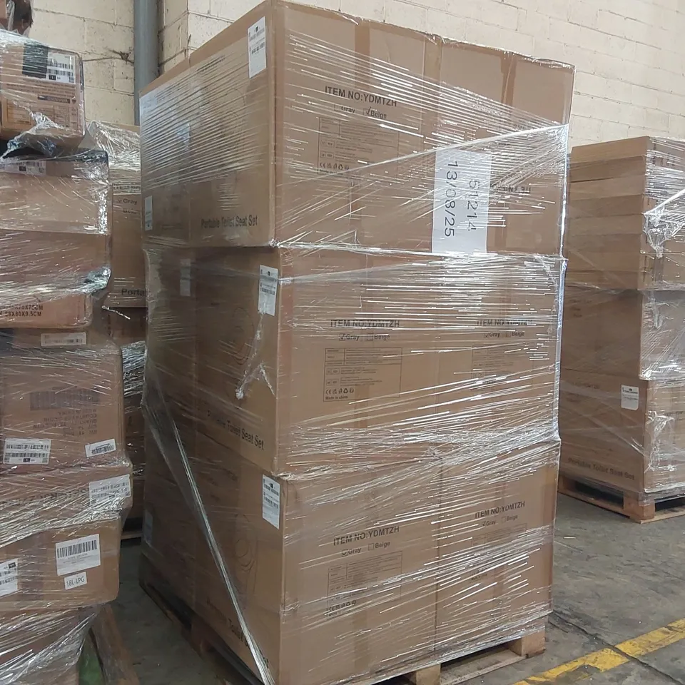 PALLET CONTAINING A LARGE QUANTITY OF PORTABLE TOILET SEAT SETS 