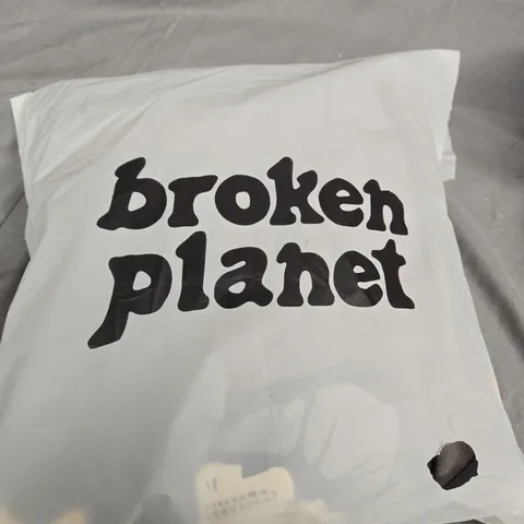 BROKEN PLANET HOODIE SIZE UNKNOW 