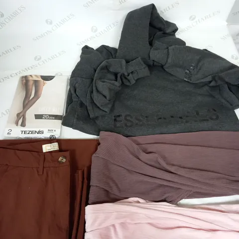 BOX OF APPROXIMATELY 25 ASSORTED CLOTHING ITEMS TO INCUDE - TIGHTS, JUMPERS , T-SHIRTS , TROUSERS,ECT