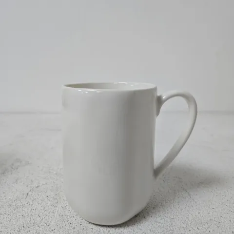 SET OF 4 WHITE CERAMIC MUGS, BOXED