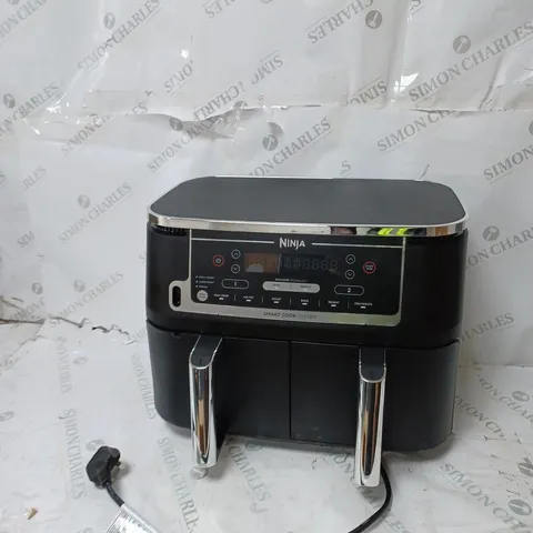 BOXED NINJA FOODI MAX DUAL ZONE 9.5L AIR FRYER AF451UK