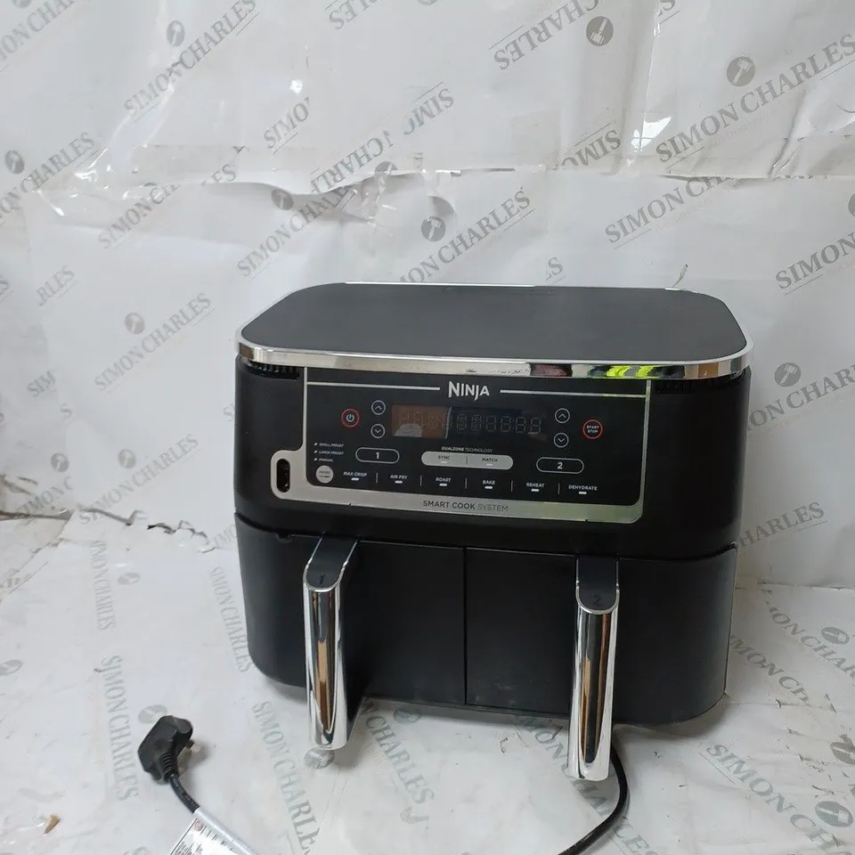 BOXED NINJA FOODI MAX DUAL ZONE 9.5L AIR FRYER AF451UK