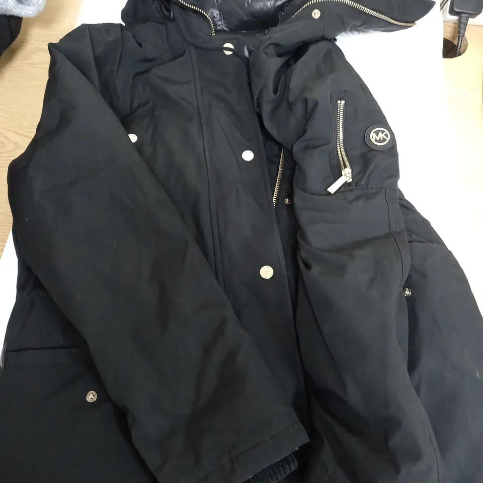 MICHAEL KORS BLACK COAT SIZE L