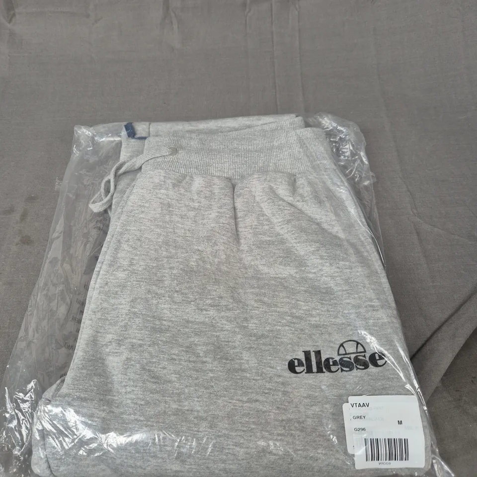 BAGGED ELLESSE GREY FLEECE TRACKSUIT BOTTOMS SIZE M