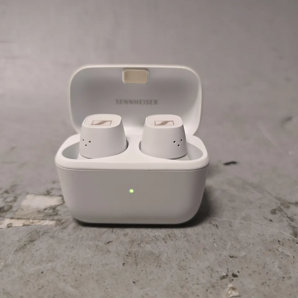 SENNHEISER CX TRUE WIRELESS EARPHONES IN WHITE