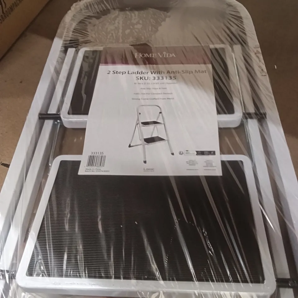 HOME VIDA 2 STEP LADDER WITH ANTI SLIP MAT