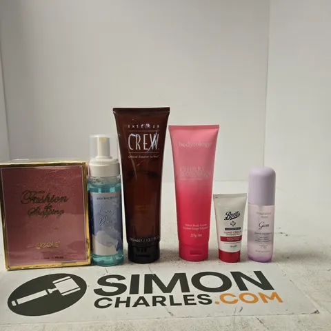 APPROXIMATELY 30 ASSORTED BEAUTY PRODUCTS INCLUDING FASHION DE SHOPPING DEOLD, WAX AND RELAX SHOWER GEL AND AMERICAN CREW STYLING GEL