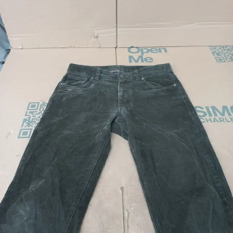 CHARLES TYRWHITT JEANS β MENβS DARK DENIM, UK 32W 32L