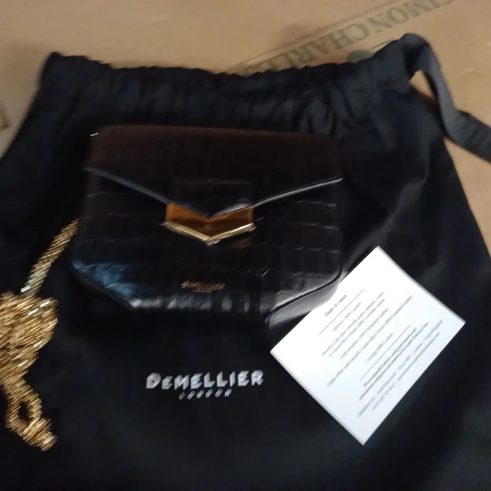 DEMELLIER LEATHER BAG WITH CHAIN STRAP 