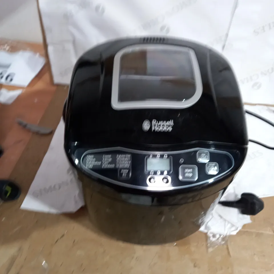 RUSSELL HOBBS COMPACT FAST BREADMAKER
