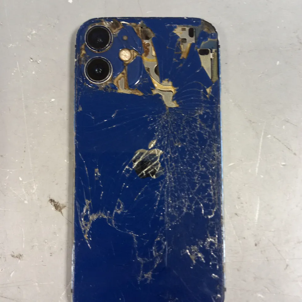 APPLE IPHONE SMARTPHONE IN BLUE - MODEL UNSPECIFIED 