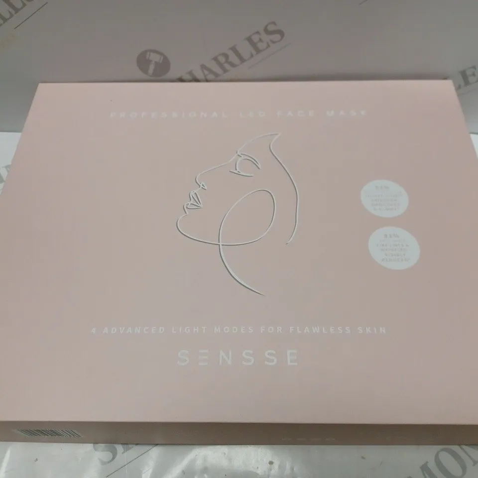 BOXED SENSSE PROFESSIONAL LED FACE MASK