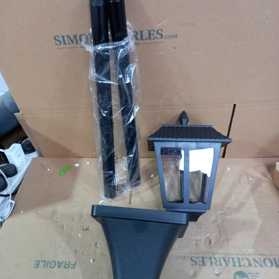 METRO SOLAR LAMP POST  RRP £34.99