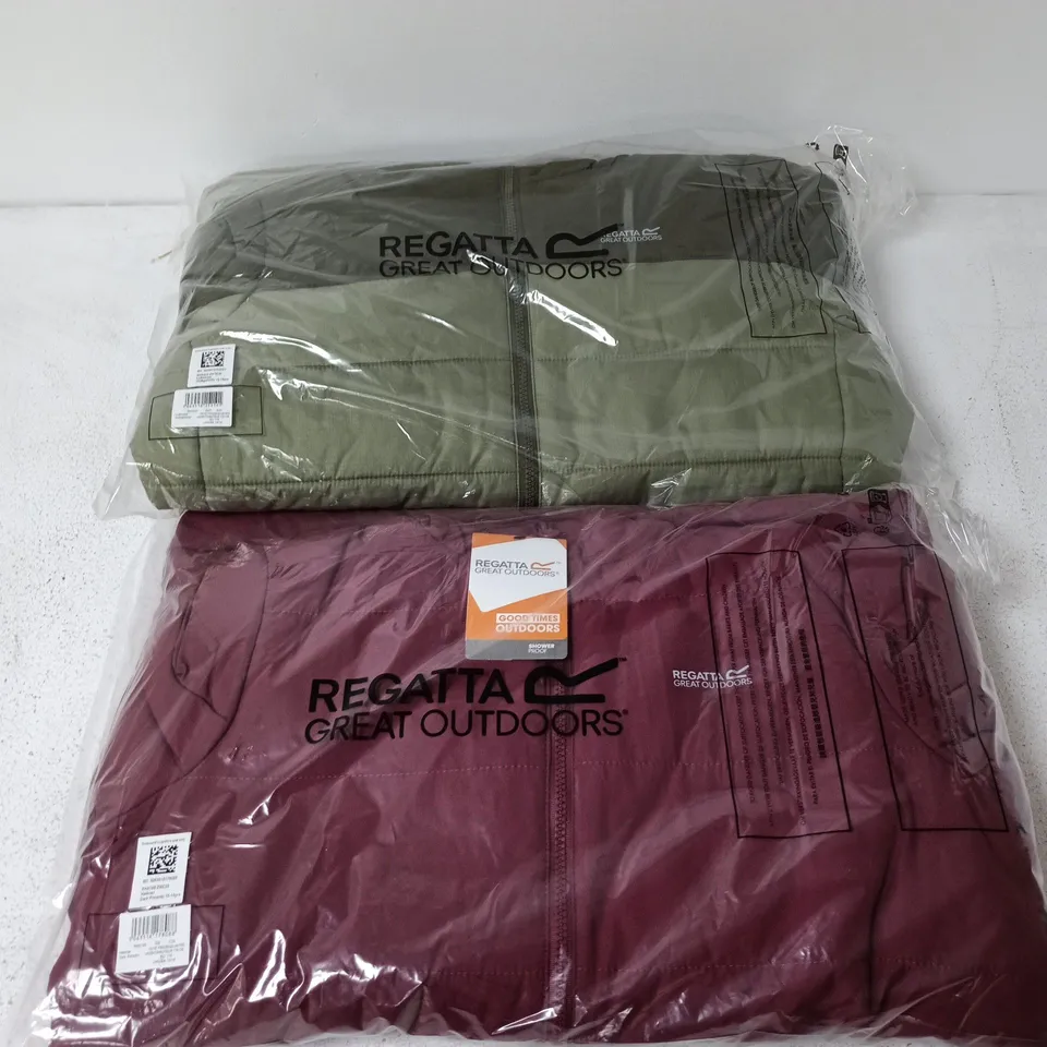 APPROXIMATELY 8 BRAND NEW REGATTA KIDS CLOTHING ITEMS IN VARIOUS SIZES, STYLES & COLOURS TO INCLUDE LOFTHOUSE JACKET & HALKNER JACKET