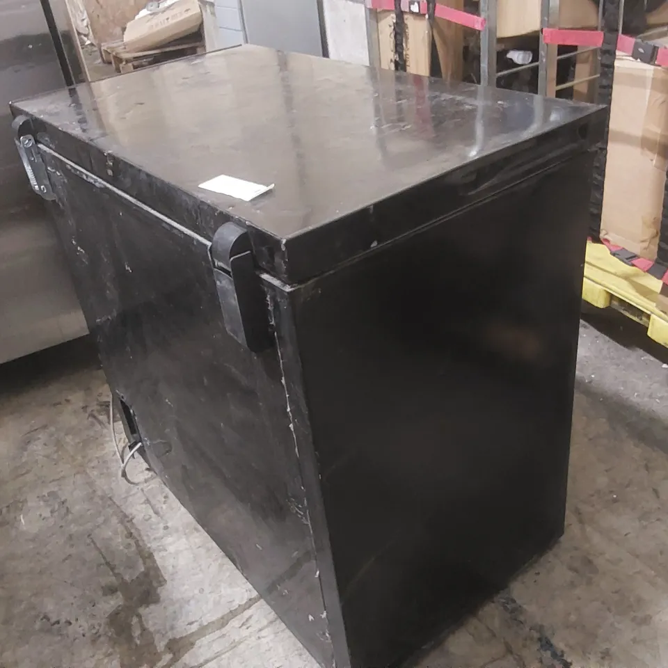 LOGIK L200CFB18 CHEST FREEZER - BLACK