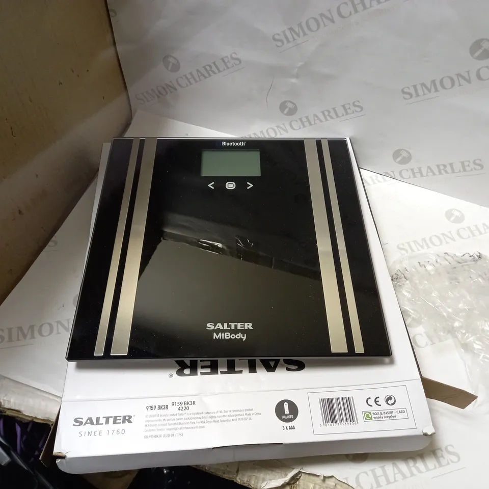 BOXED SALTER MIBODY ANALYSER SCALE