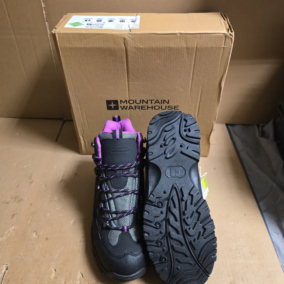 MOUNTAIN WAREHOUSE HIKING BOOTS – BLACK/GRAY WITH PURPLE LINING - UK SIZE 7 