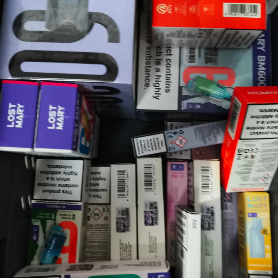 APPROXIMATELY 15 ASSORTED E-CIGARETTE AND VAPE PRODUCTS TO INCLUDE LOST MARY, VUSE, ELFBAR ETC  