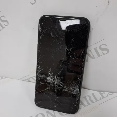 APPLE IPHONE XR IN BLACK