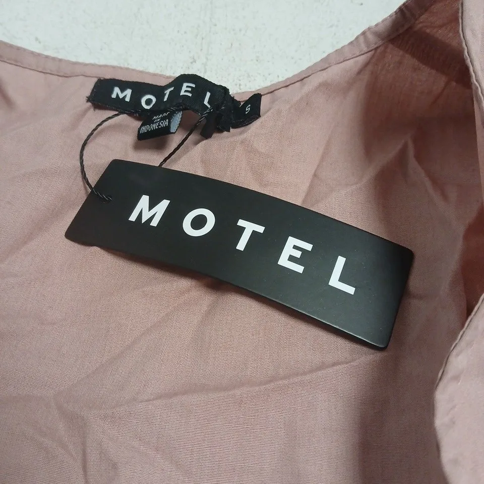 MOTEL DEVLON BLOUSE IN DUSTY ROSE SMALL