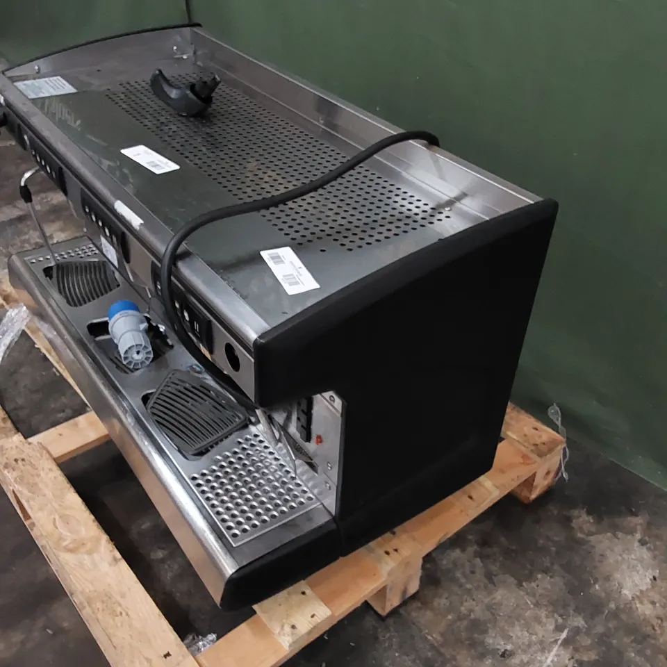 RANCILIO RAN7-3 COMMERCIAL 3 GROUP BARRISTA COFFEE MACHINE 