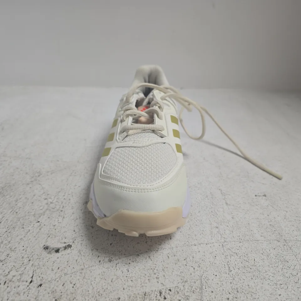 BOXED PAIR OF ADIDAS FABELA RISE TRAINERS IN CREAM SIZE UK 5